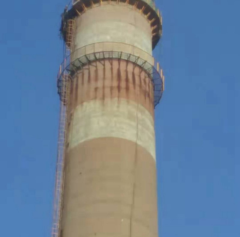 煙囪拆除